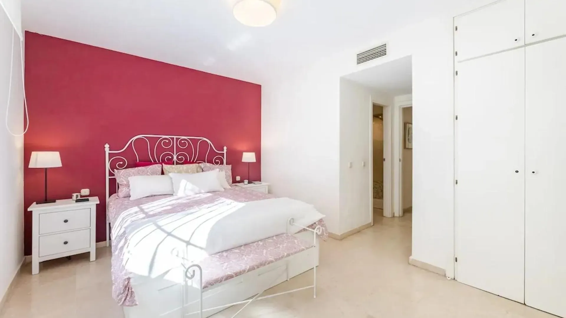 Modern Apartment In Marbella With Shared Pool スペイン
