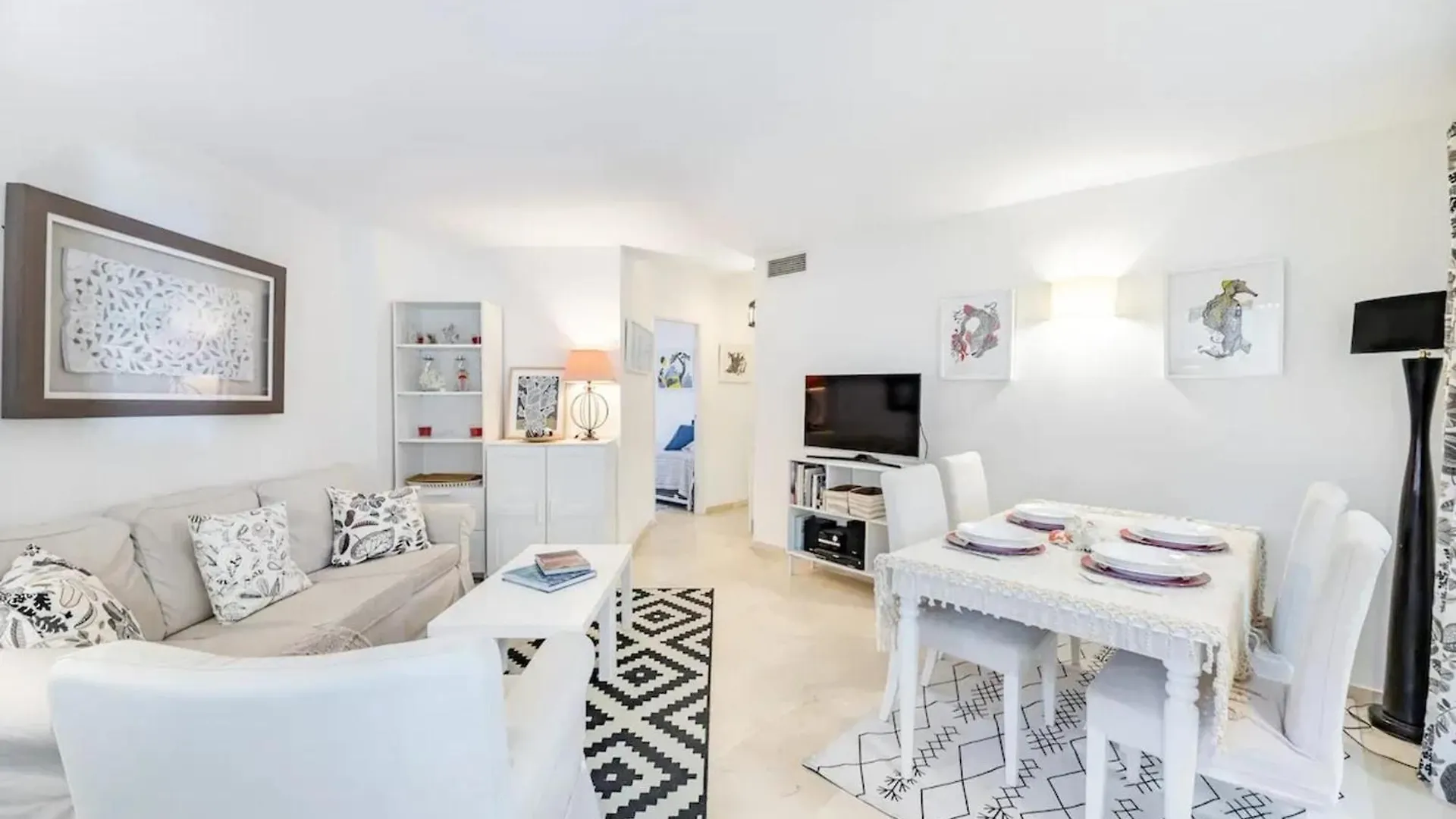 Modern Apartment In Marbella With Shared Pool