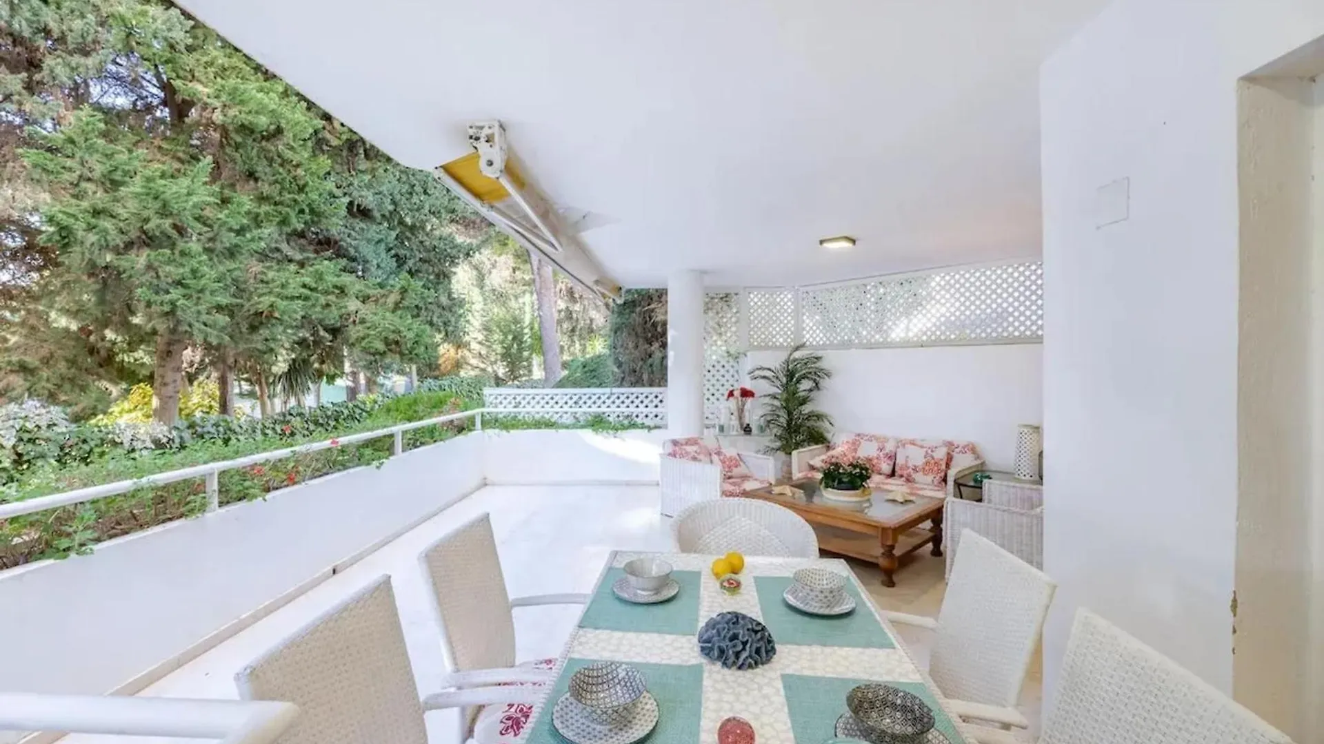Modern Apartment In Marbella With Shared Pool