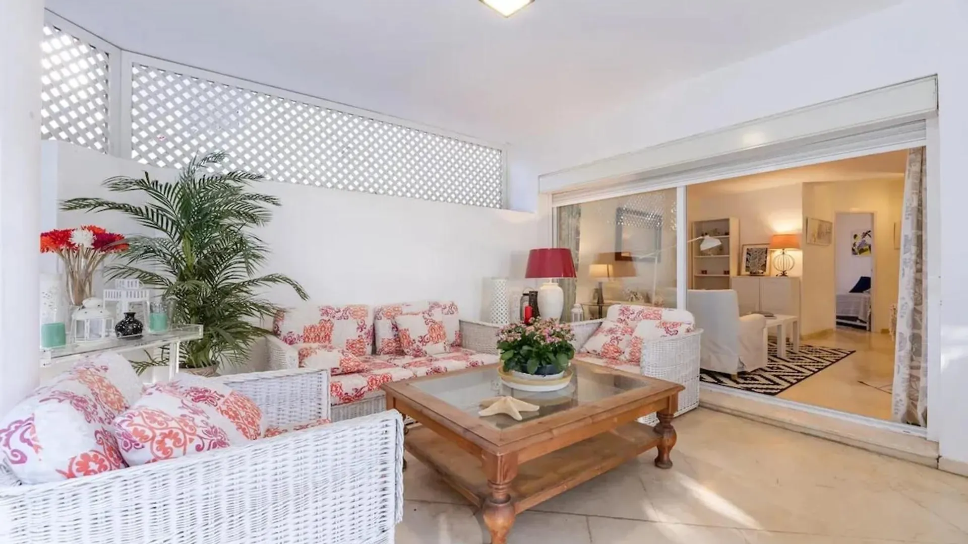 Modern Apartment In Marbella With Shared Pool